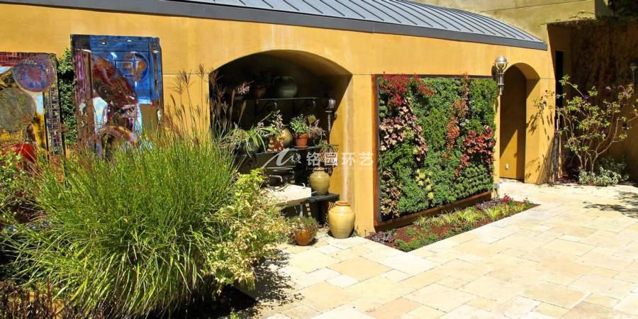 别墅外墙垂直绿化植物墙案例